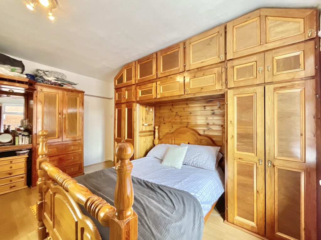 New Inn Lane, Stoke-On-Trent, ST4