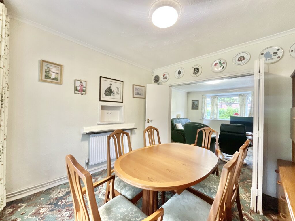 Walleys Drive, Newcastle, ST5