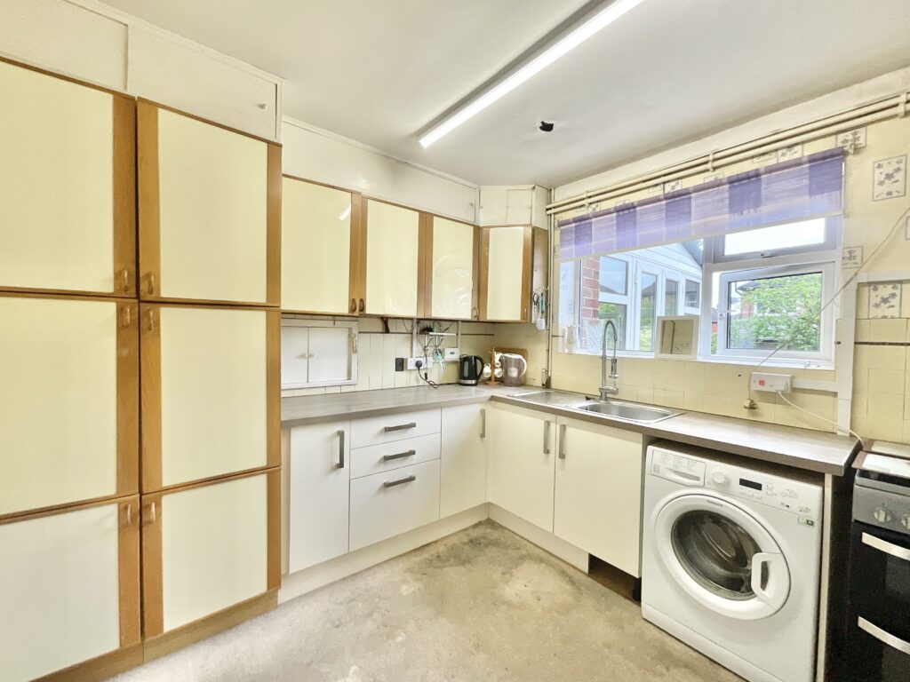 Walleys Drive, Newcastle, ST5