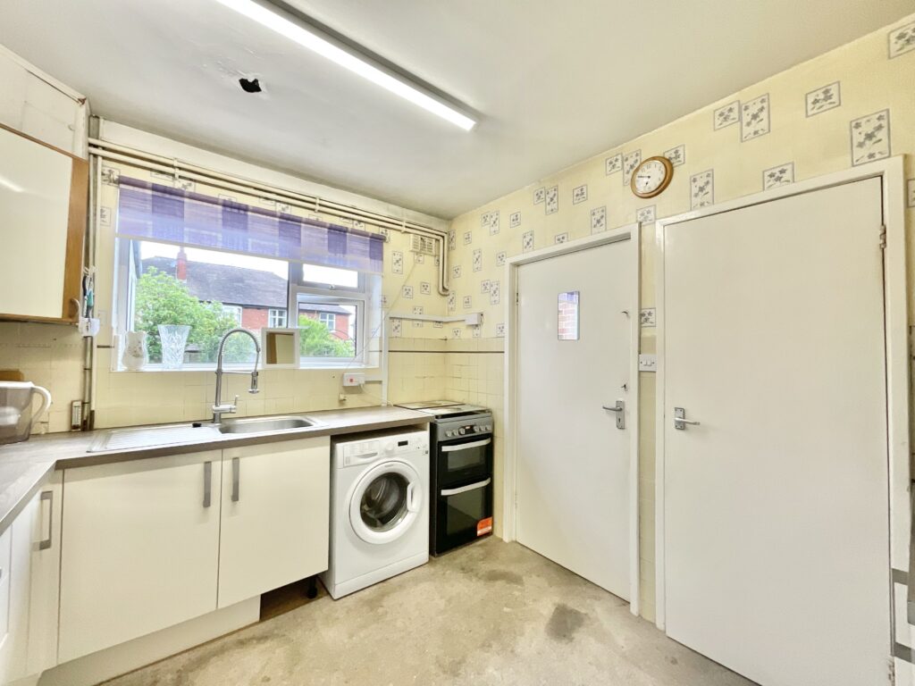 Walleys Drive, Newcastle, ST5