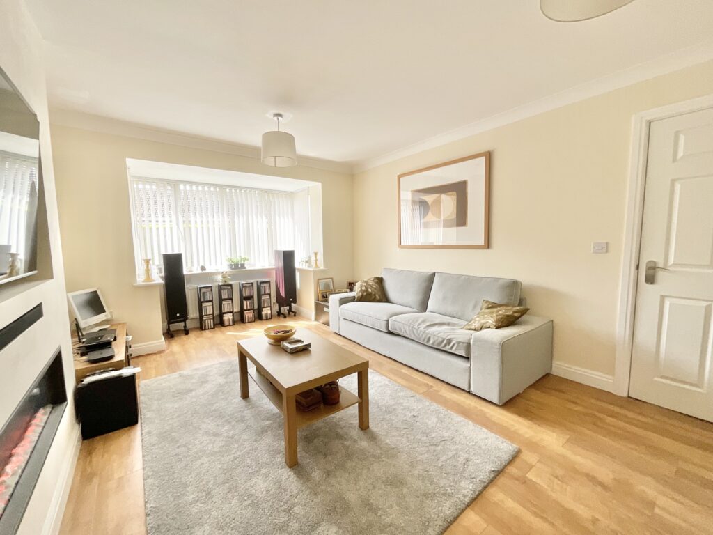 Broomhall Drive, Shavington, CW2