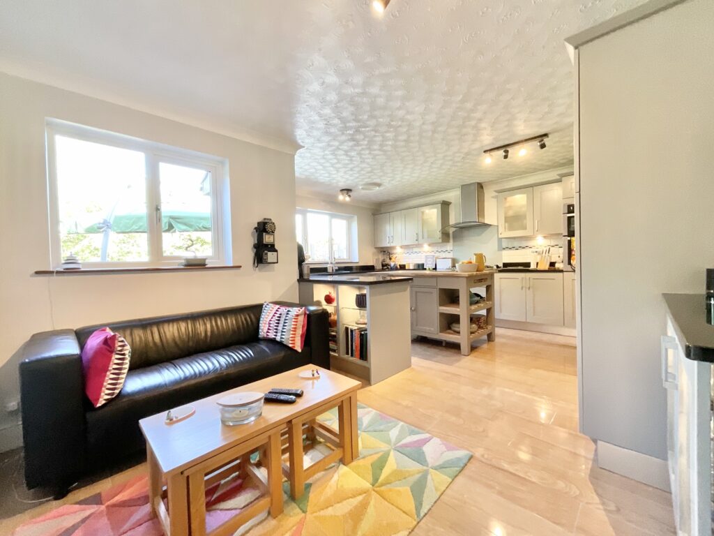 Crewe Road, Wistaston, CW2