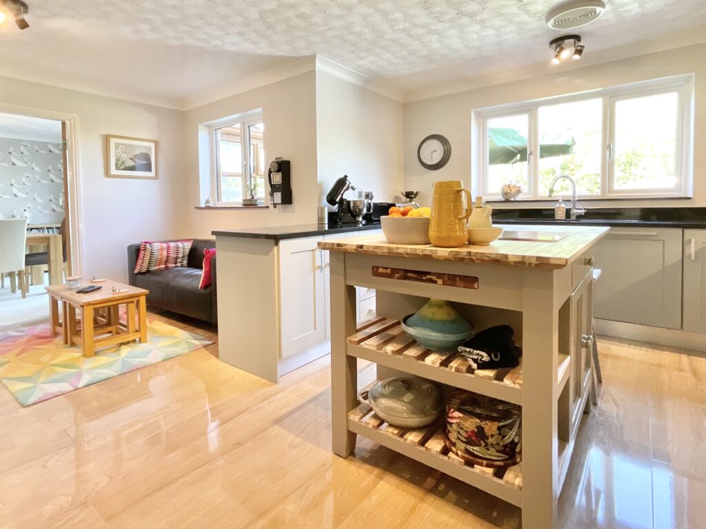 Crewe Road, Wistaston, CW2