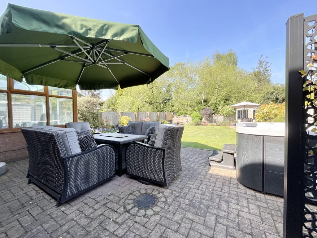 Crewe Road, Wistaston, CW2