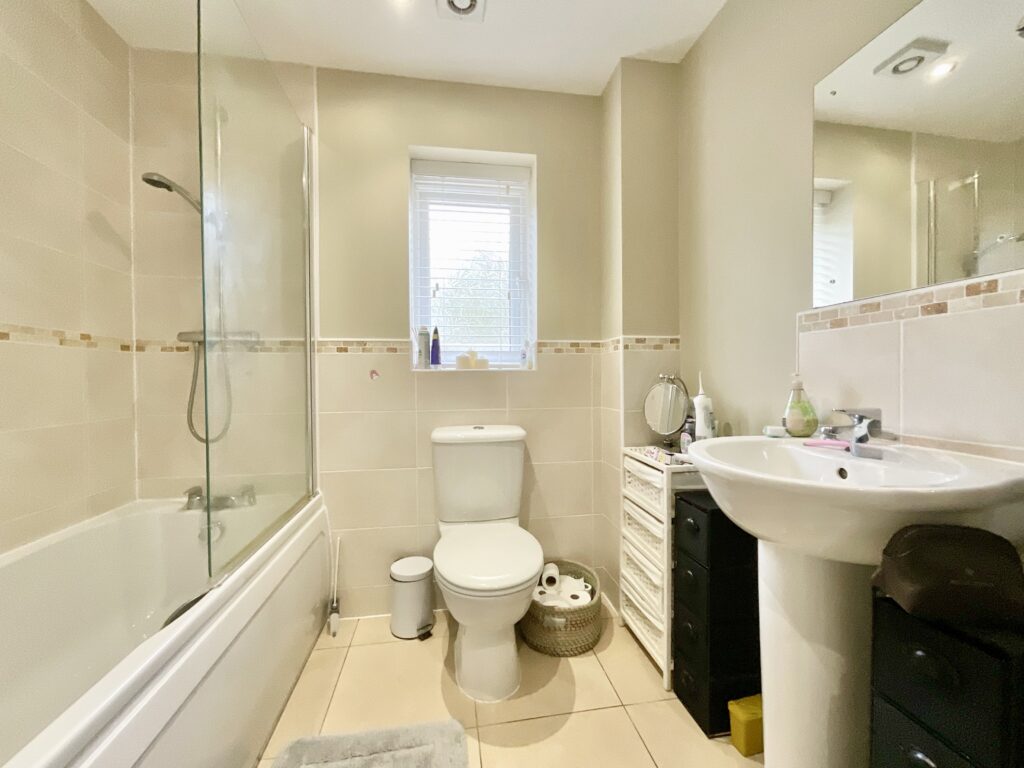 Canalside Close, Nantwich, CW5