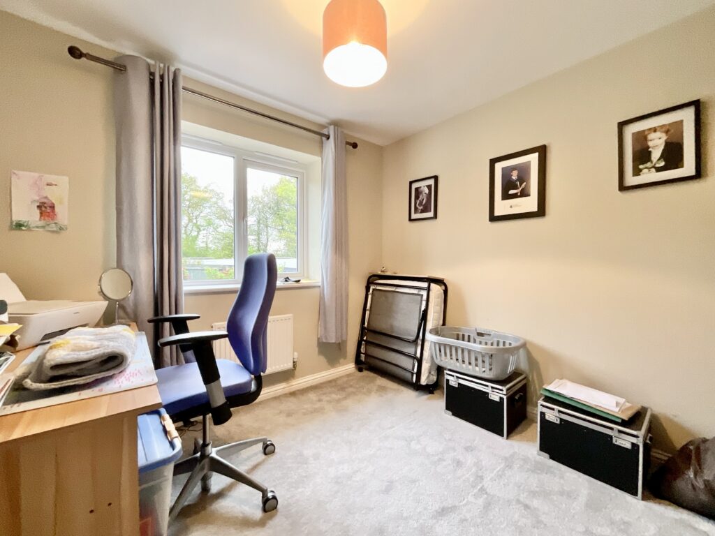 Canalside Close, Nantwich, CW5