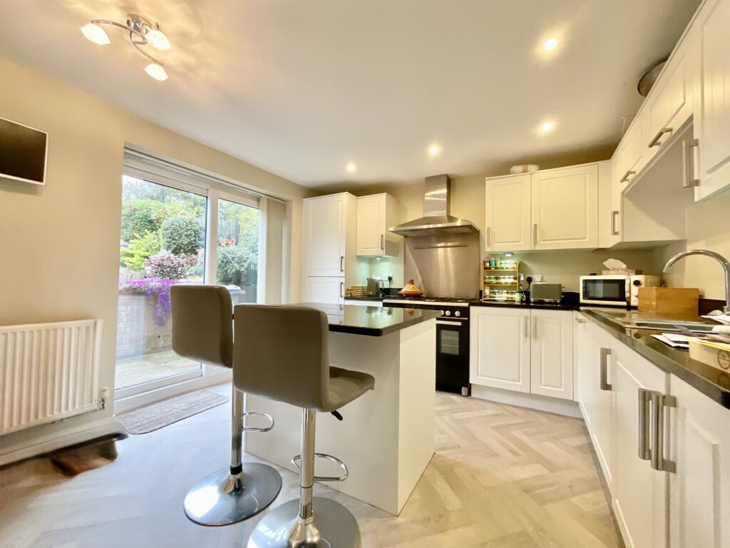 Canalside Close, Nantwich, CW5
