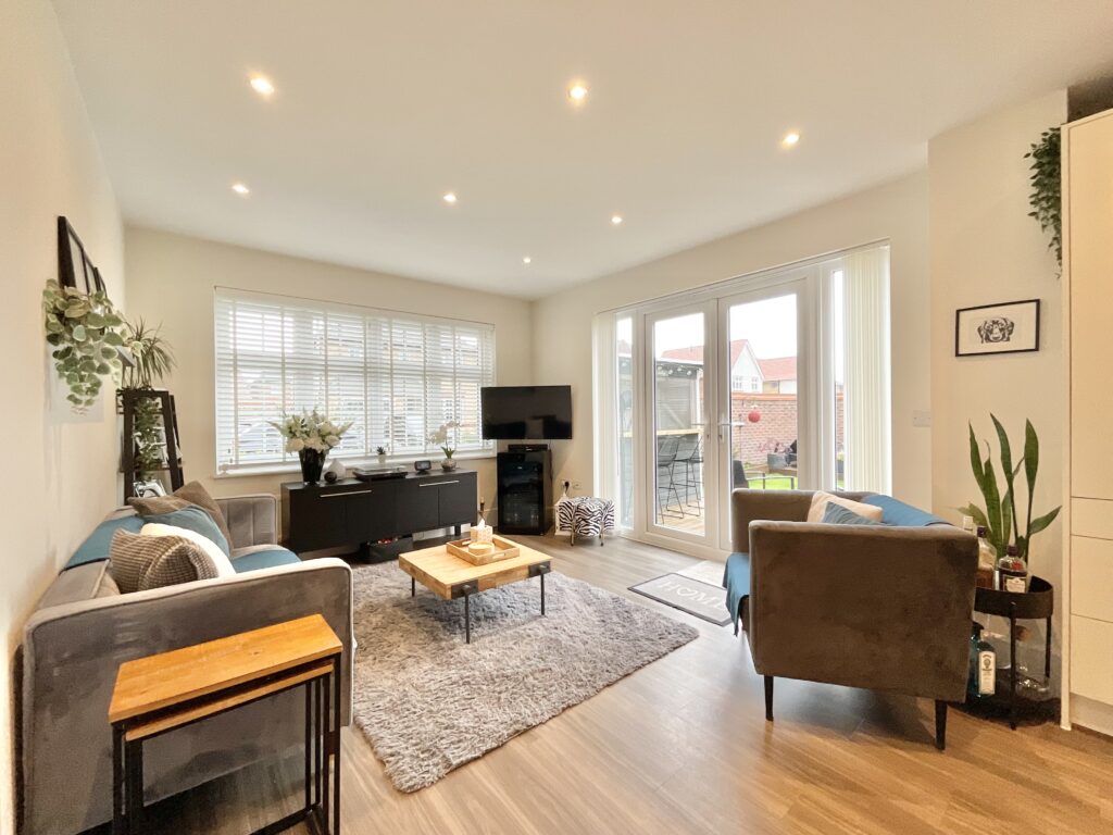 Camp Hill Drive, Henhull, CW5
