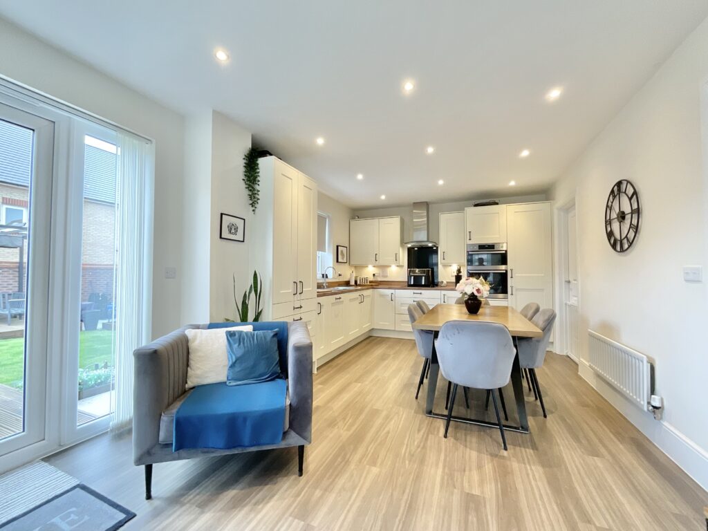 Camp Hill Drive, Henhull, CW5