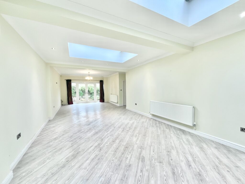 Northesk Street, Stone, ST15