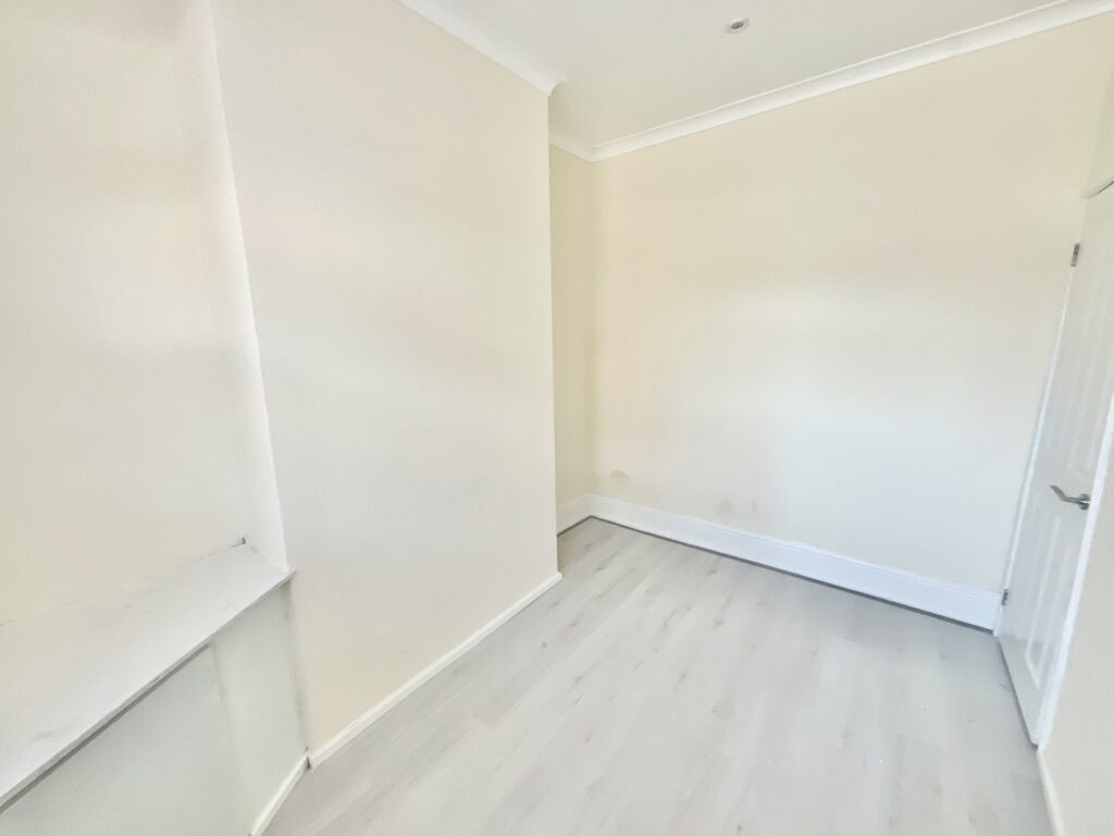 London Road, Chesterton, ST5