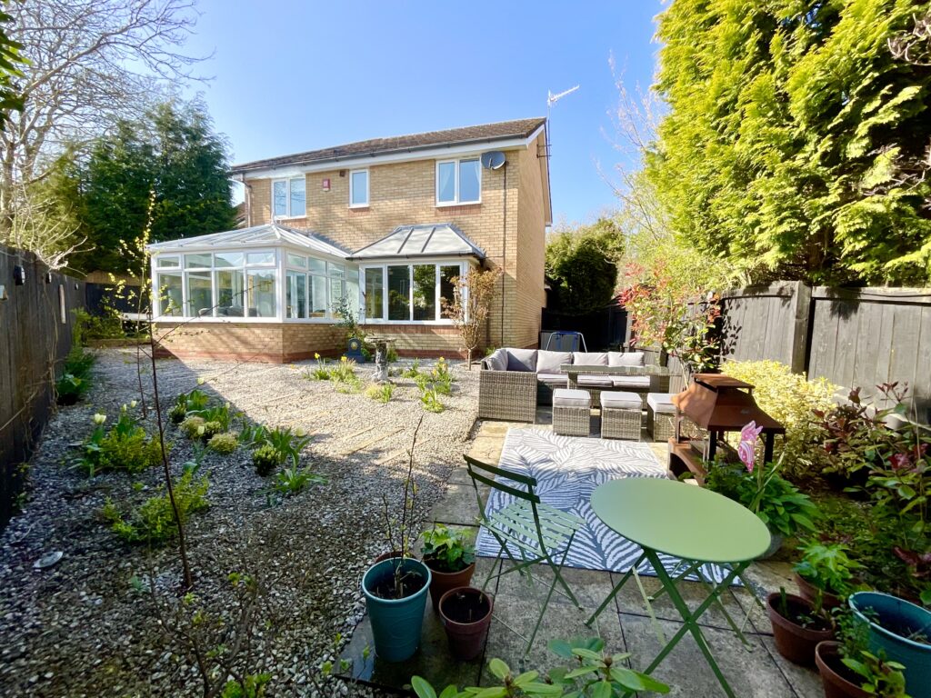 Treacle Row, Silverdale, ST5
