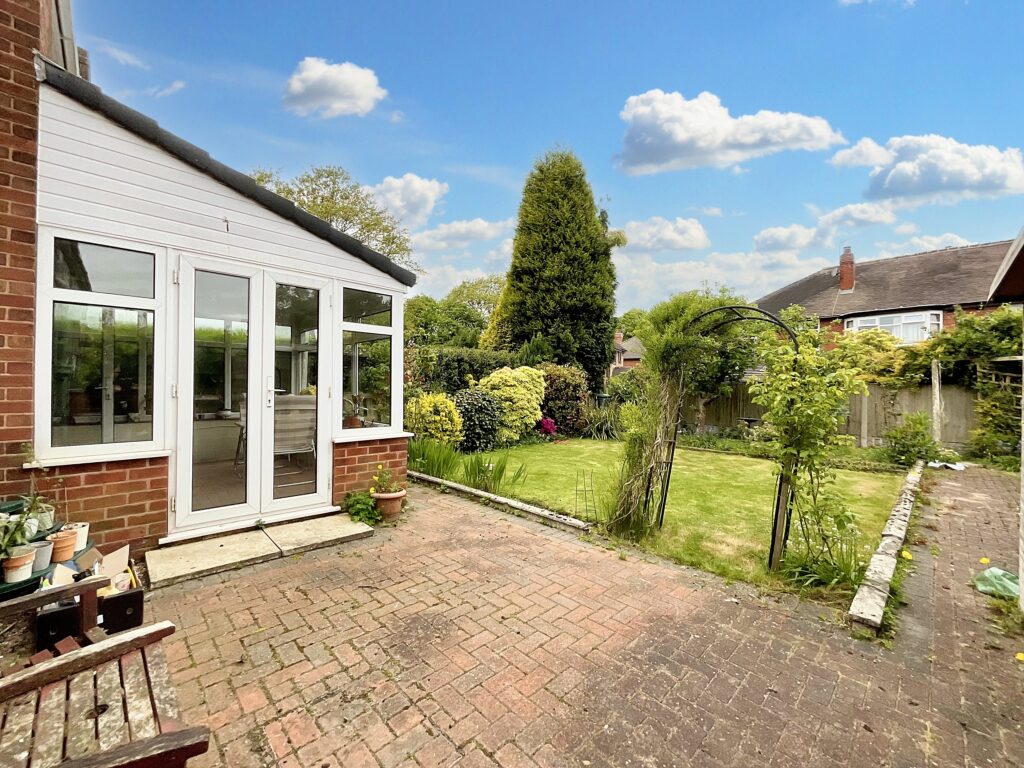 Walleys Drive, Newcastle, ST5