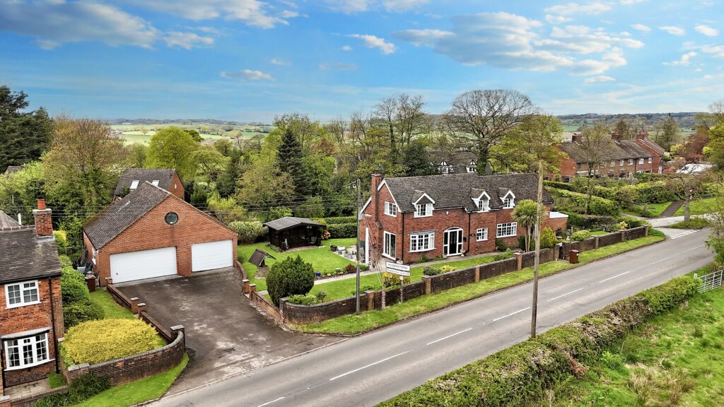 Sandon Road, Hilderstone, ST15