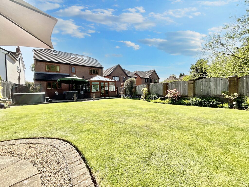 Crewe Road, Wistaston, CW2