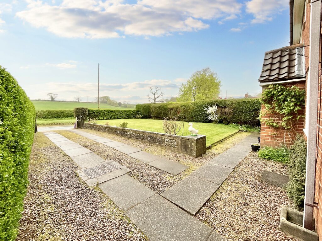 Bowers, Standon, ST21
