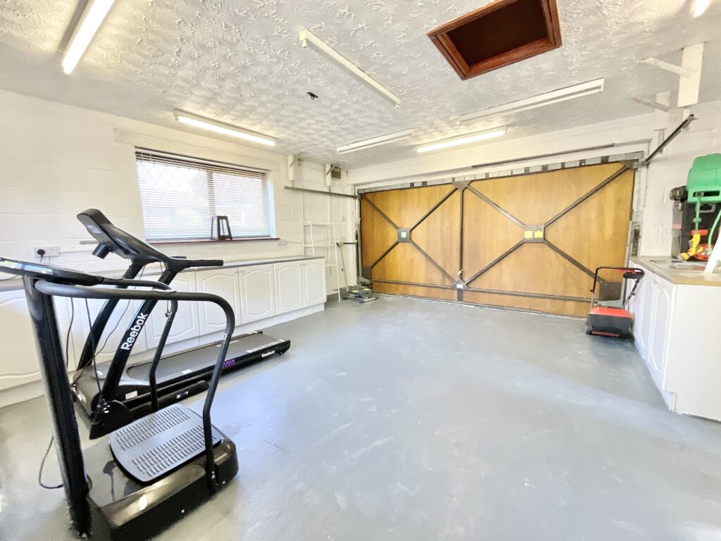 Wordsworth Drive, Market Drayton, TF9