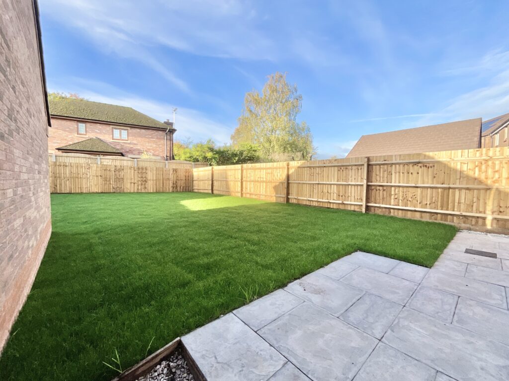 Castle Meadows, Castle Street, ST21