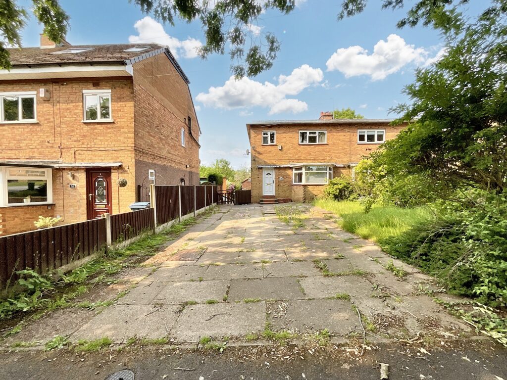 St. Vincent Road, Stone, ST15