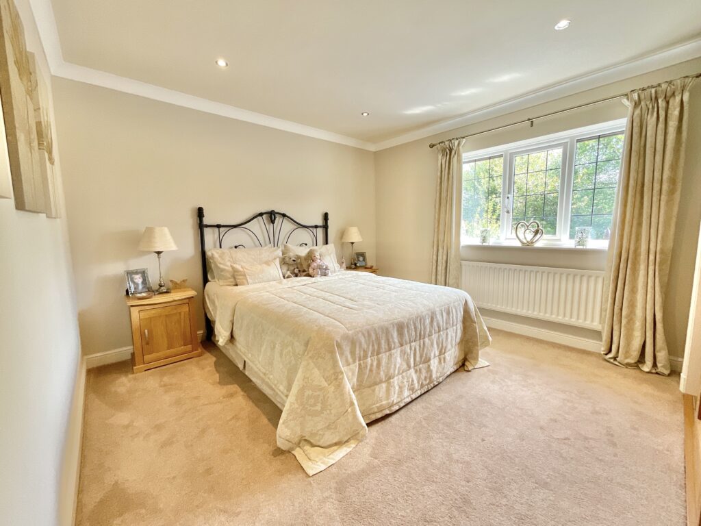 Lakeside Close, Baldwins Gate, ST5