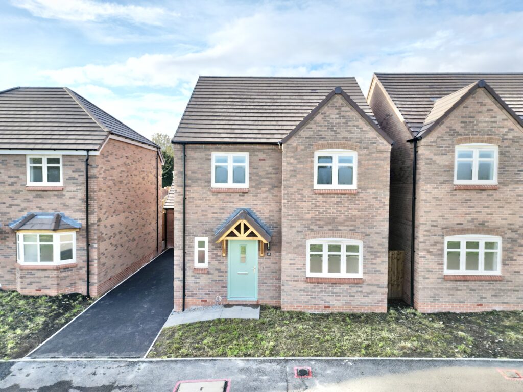 Castle Meadows, Castle Street, ST21