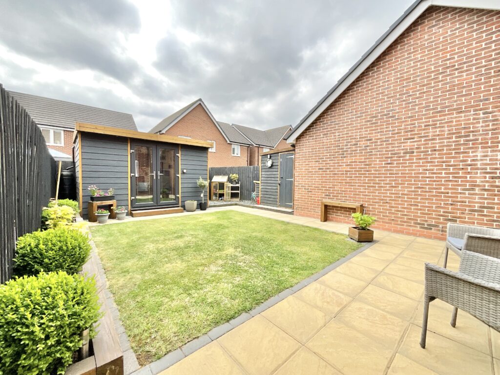 Skylark Row, Baldwins Gate, ST5