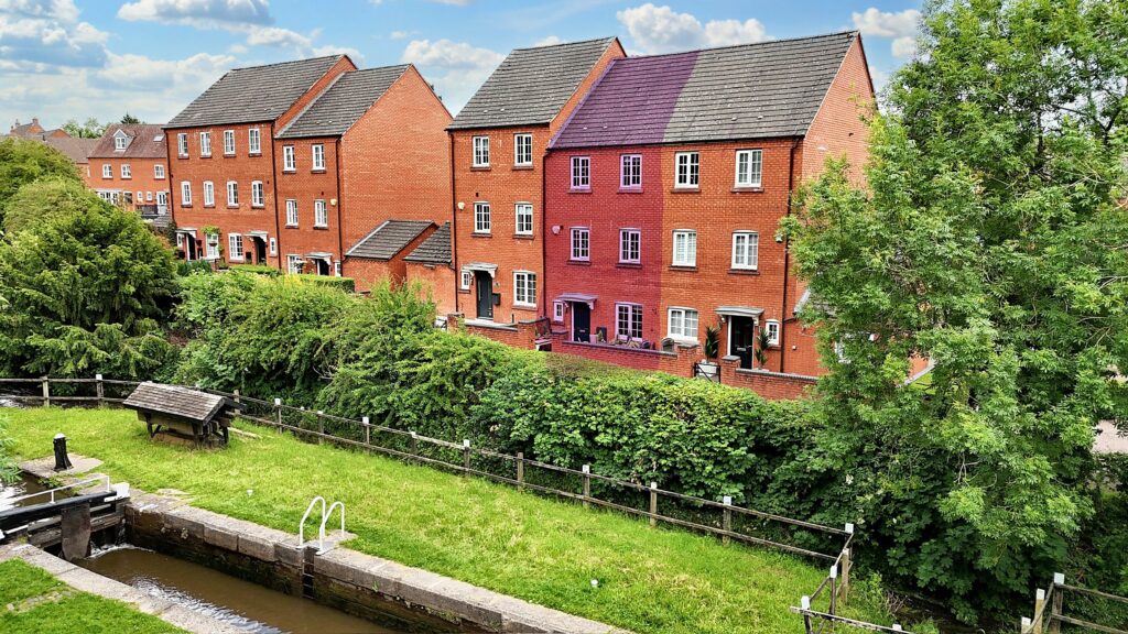 Barnton Edge, Stone, ST15