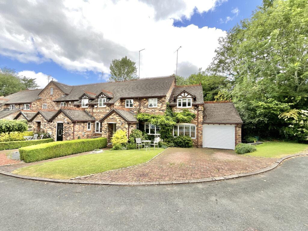 River Lea Mews, Madeley, CW3