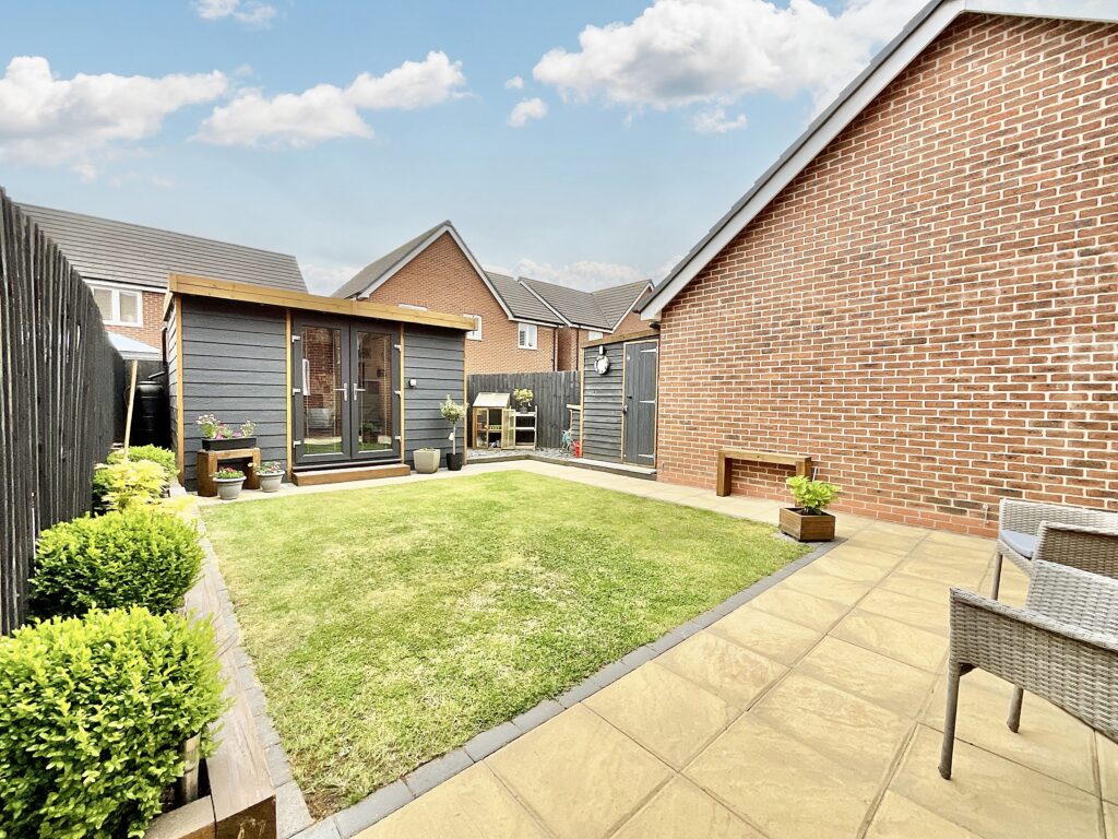Skylark Row, Baldwins Gate, ST5