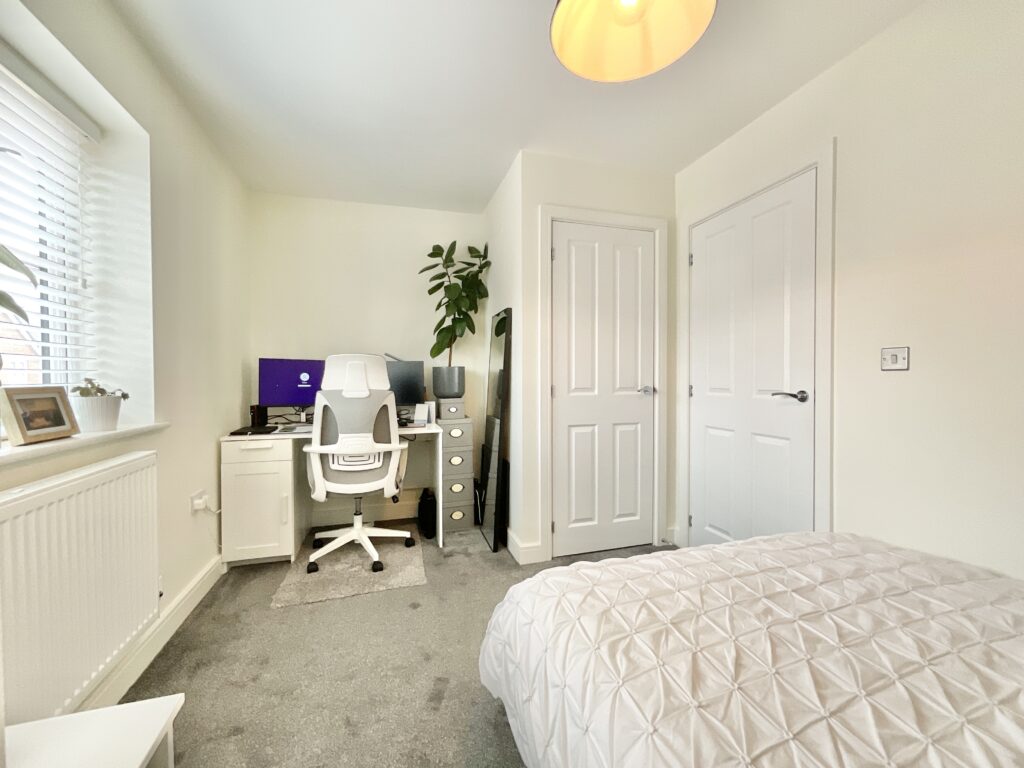 Skylark Row, Baldwins Gate, ST5