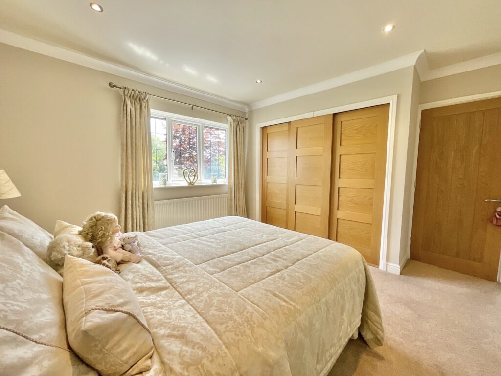 Lakeside Close, Baldwins Gate, ST5
