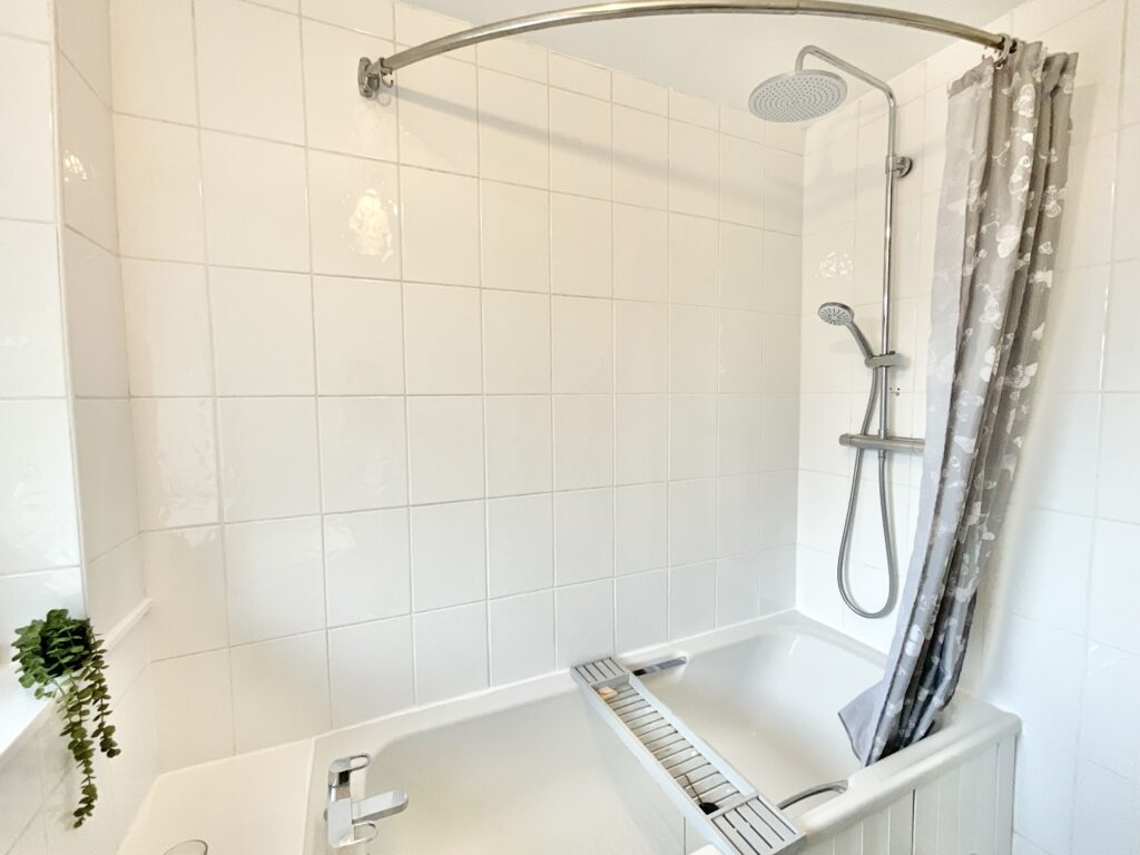 St. Lawrence Way, Gnosall, ST20