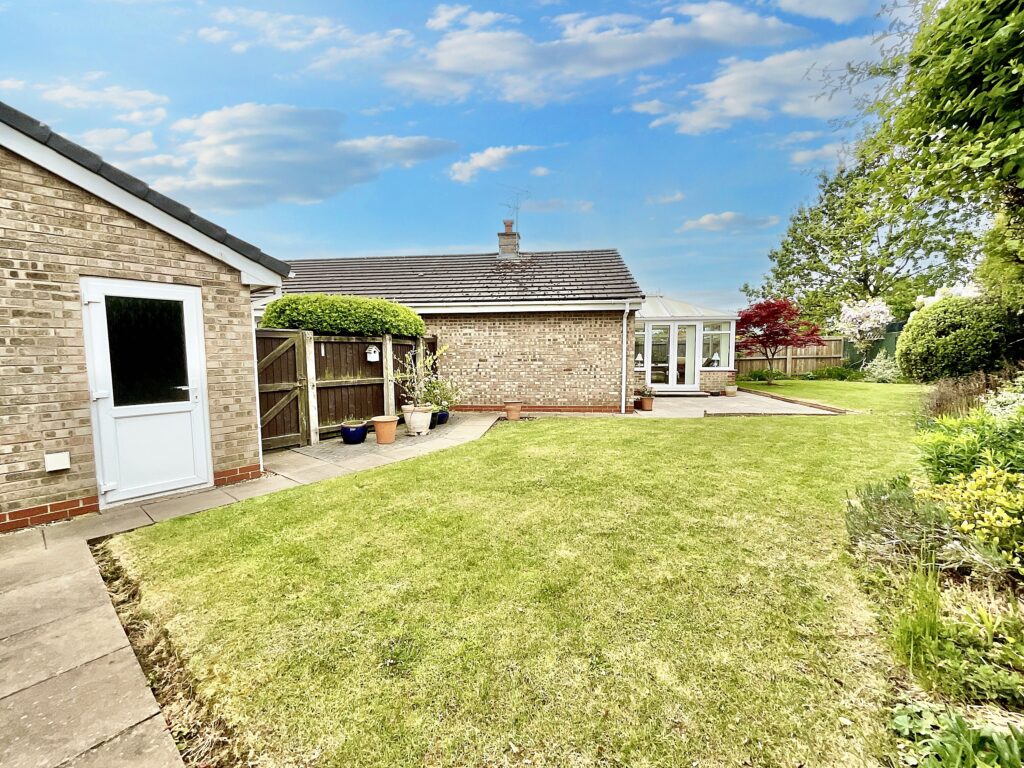 Cherry Tree Crescent, Great Bridgeford, ST18