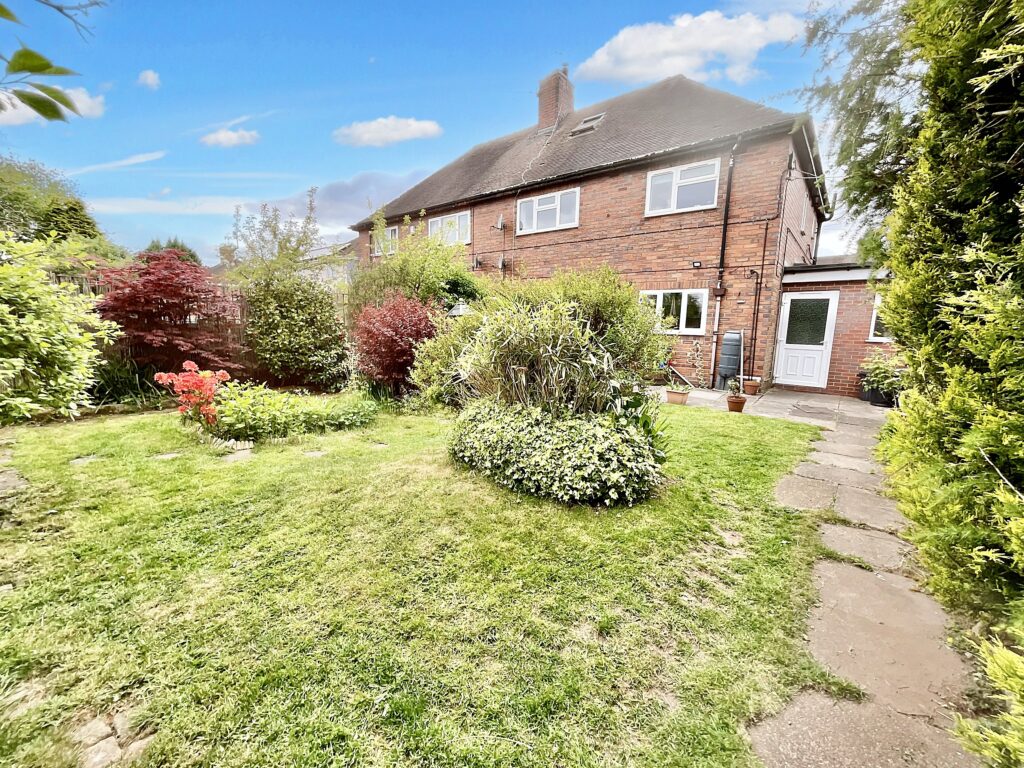 Sidney Drive, Kingsley Holt, ST10