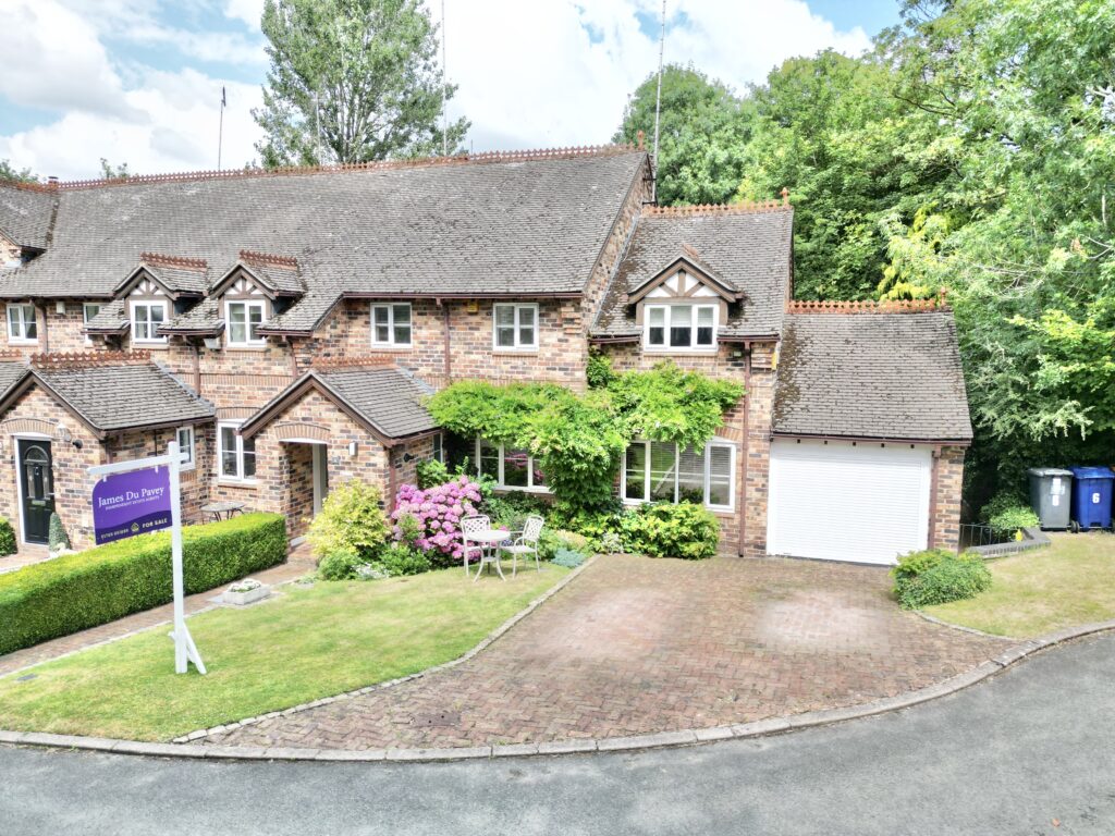 River Lea Mews, Madeley, CW3