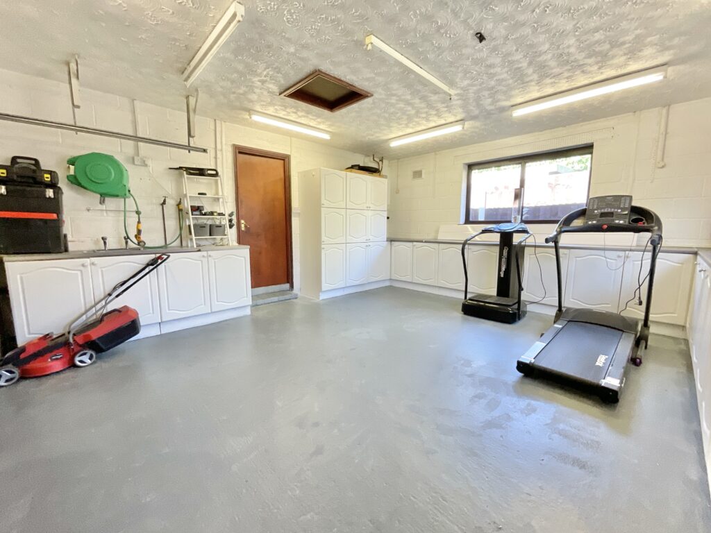 Wordsworth Drive, Market Drayton, TF9
