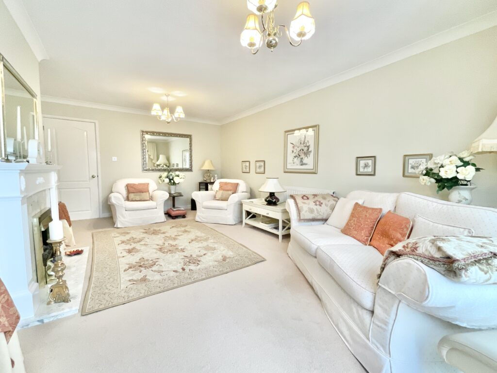 Cherry Tree Crescent, Great Bridgeford, ST18