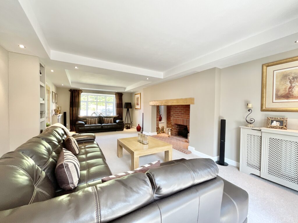 Lakeside Close, Baldwins Gate, ST5