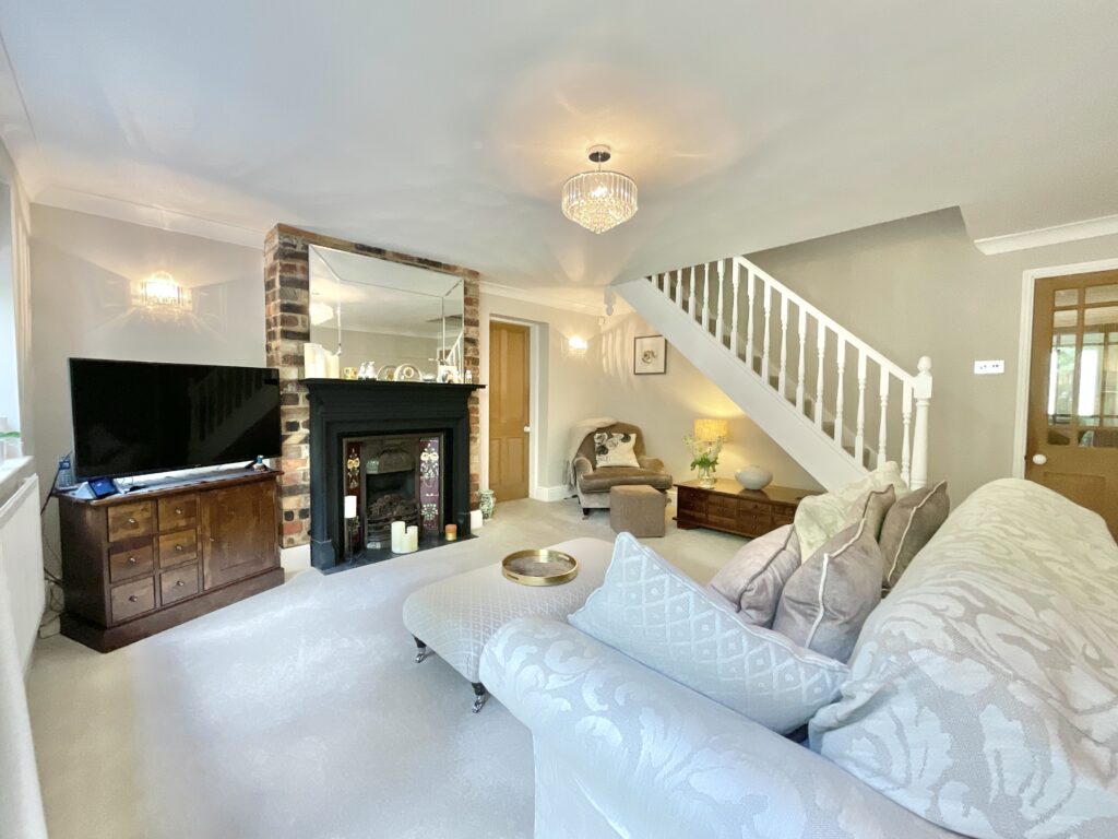 River Lea Mews, Madeley, CW3