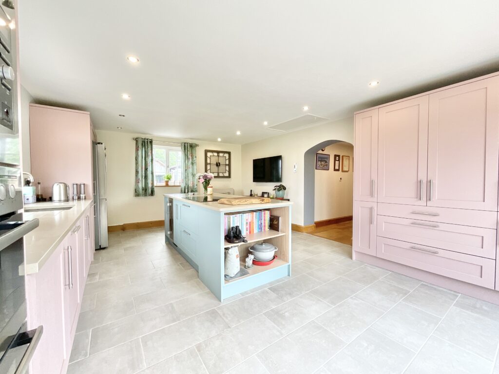 Ollerton Lane, Ollerton, TF9