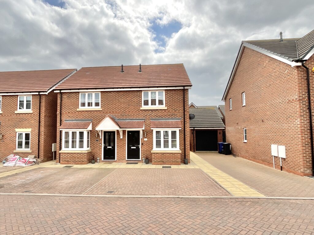 Skylark Row, Baldwins Gate, ST5