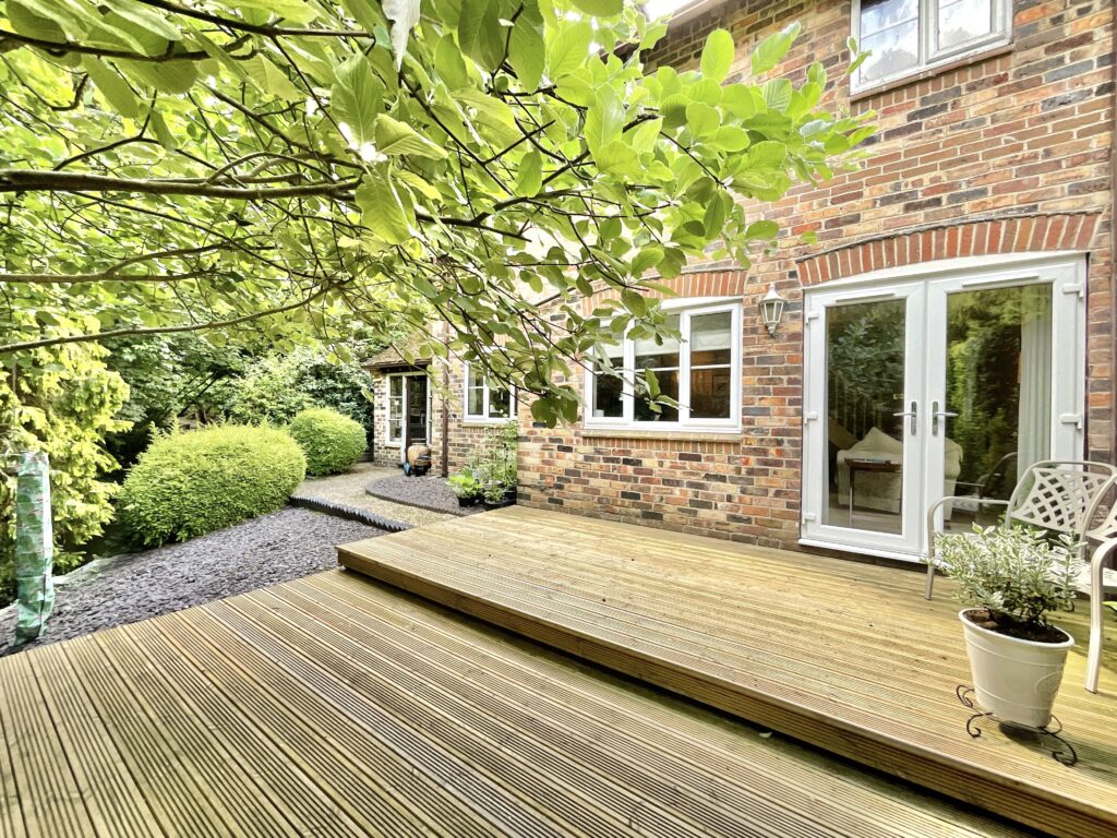 River Lea Mews, Madeley, CW3