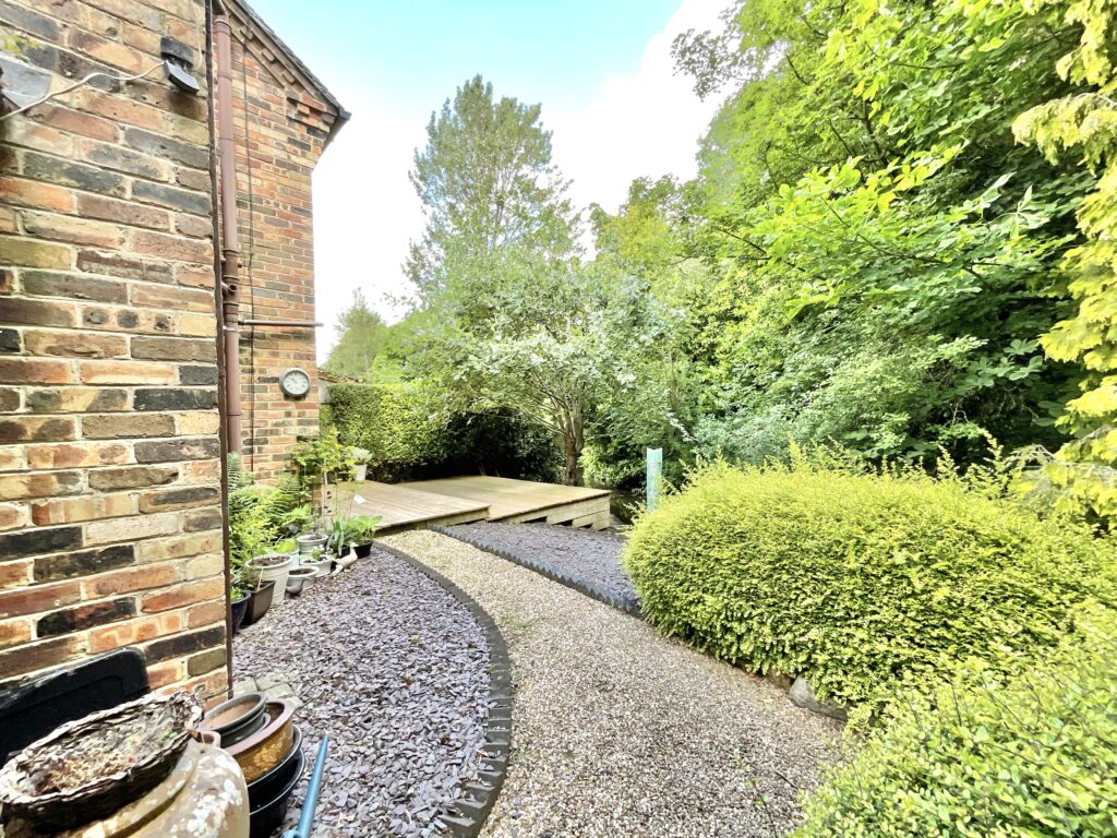 River Lea Mews, Madeley, CW3