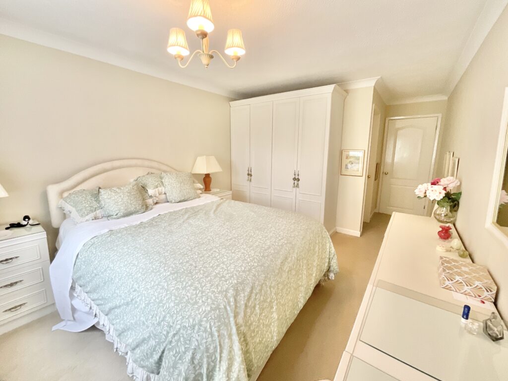 Cherry Tree Crescent, Great Bridgeford, ST18