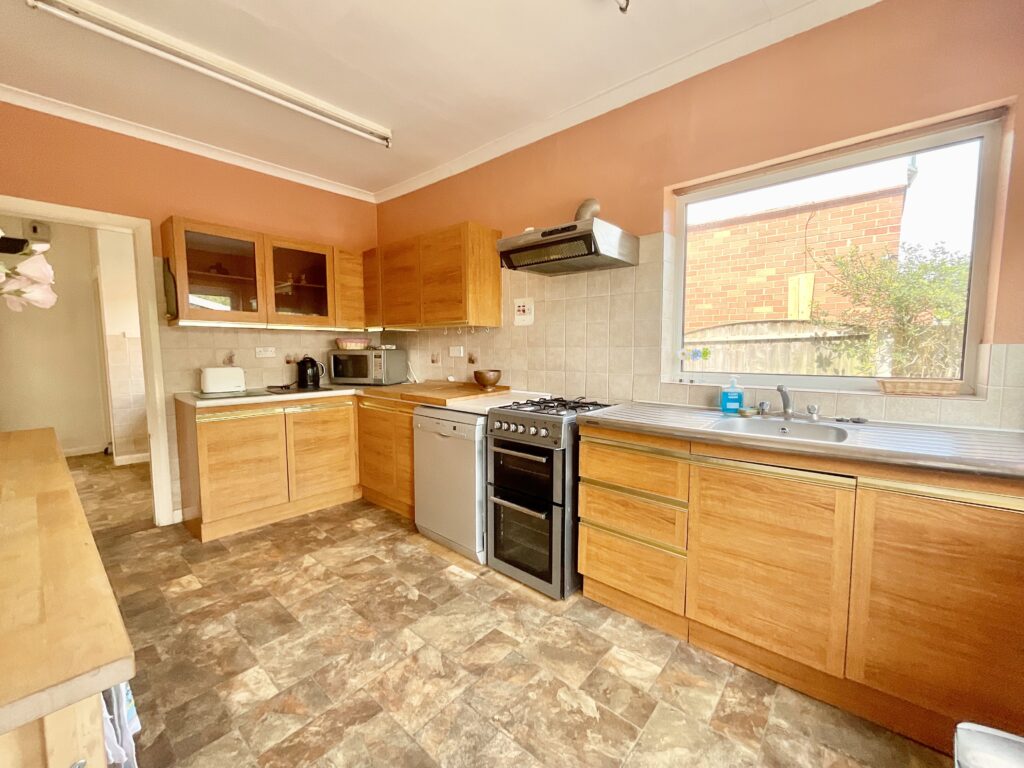 Newcastle Road, Shavington, CW2