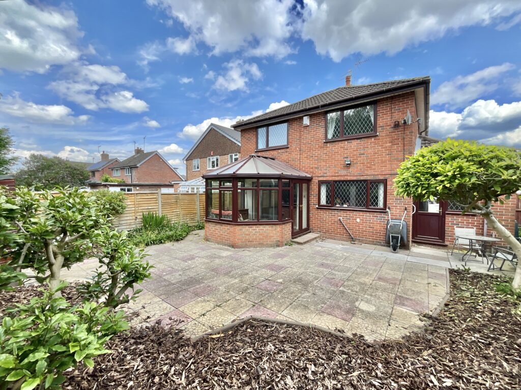 Gateway Avenue, Baldwins Gate, ST5