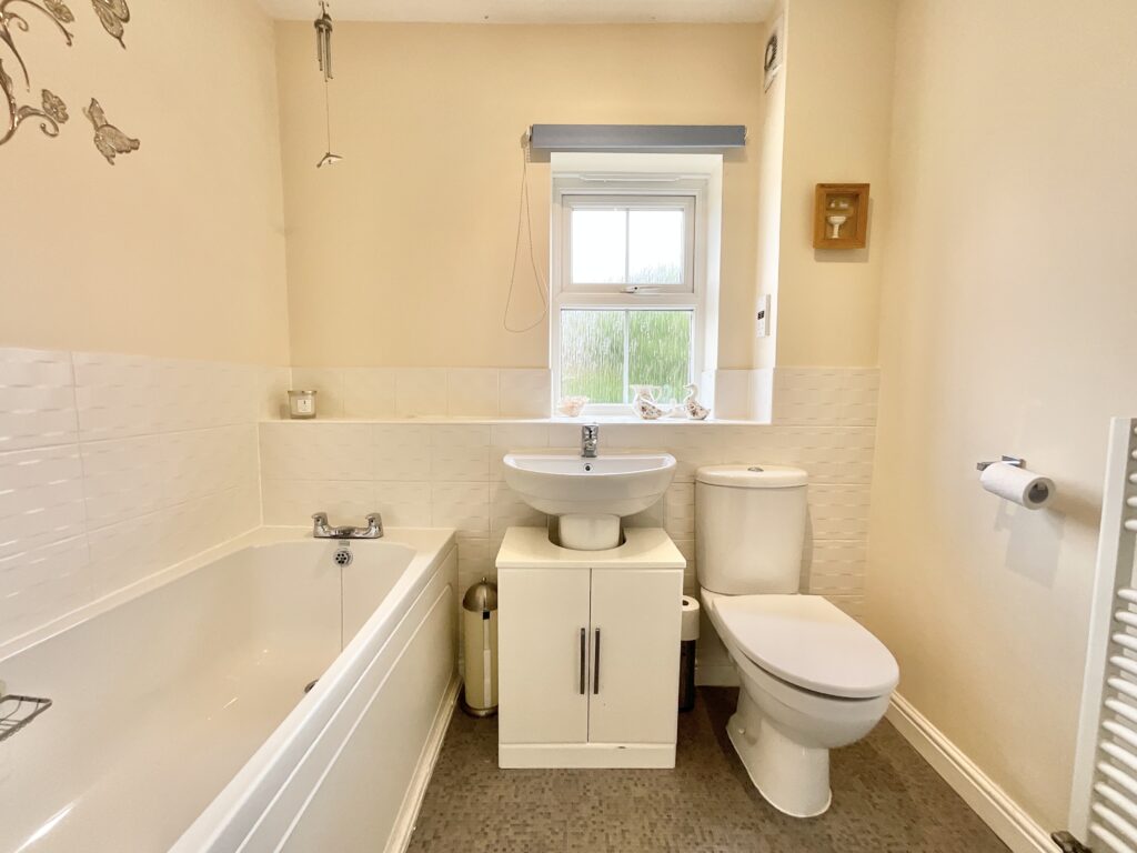 Warwick Rogers Close, Market Drayton, TF9