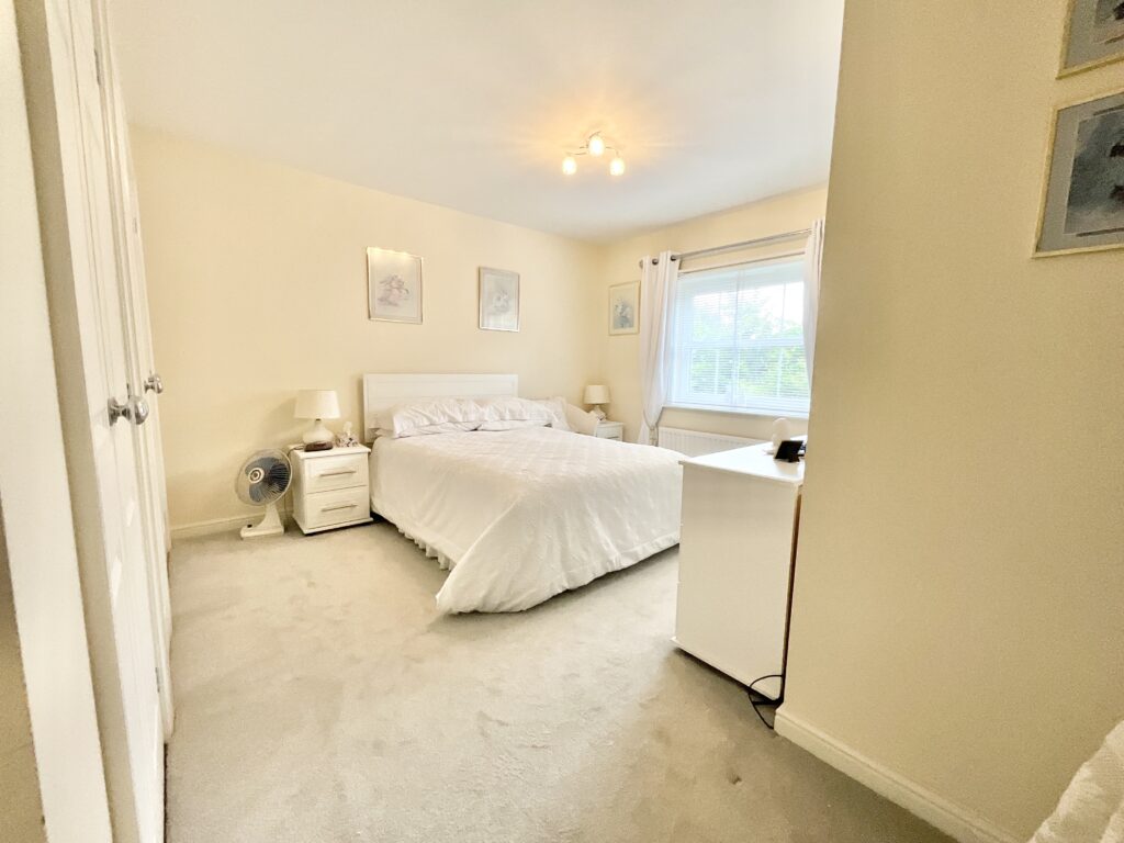 Warwick Rogers Close, Market Drayton, TF9