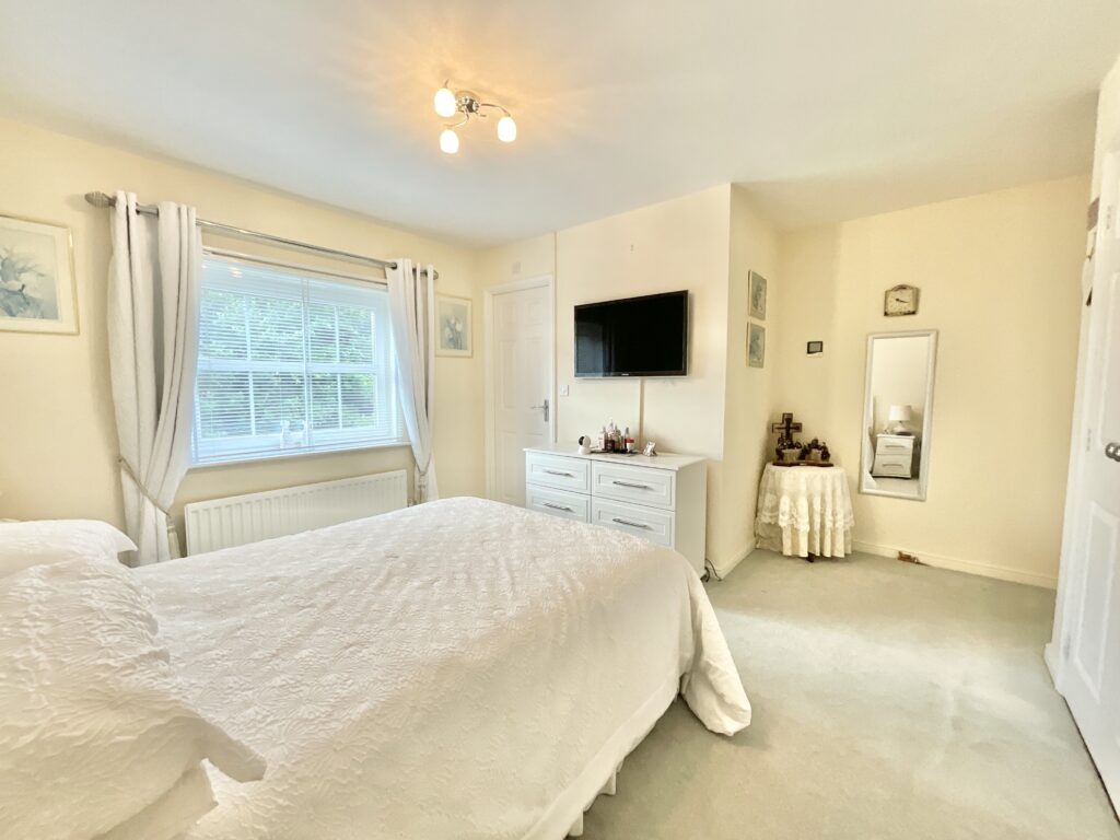 Warwick Rogers Close, Market Drayton, TF9