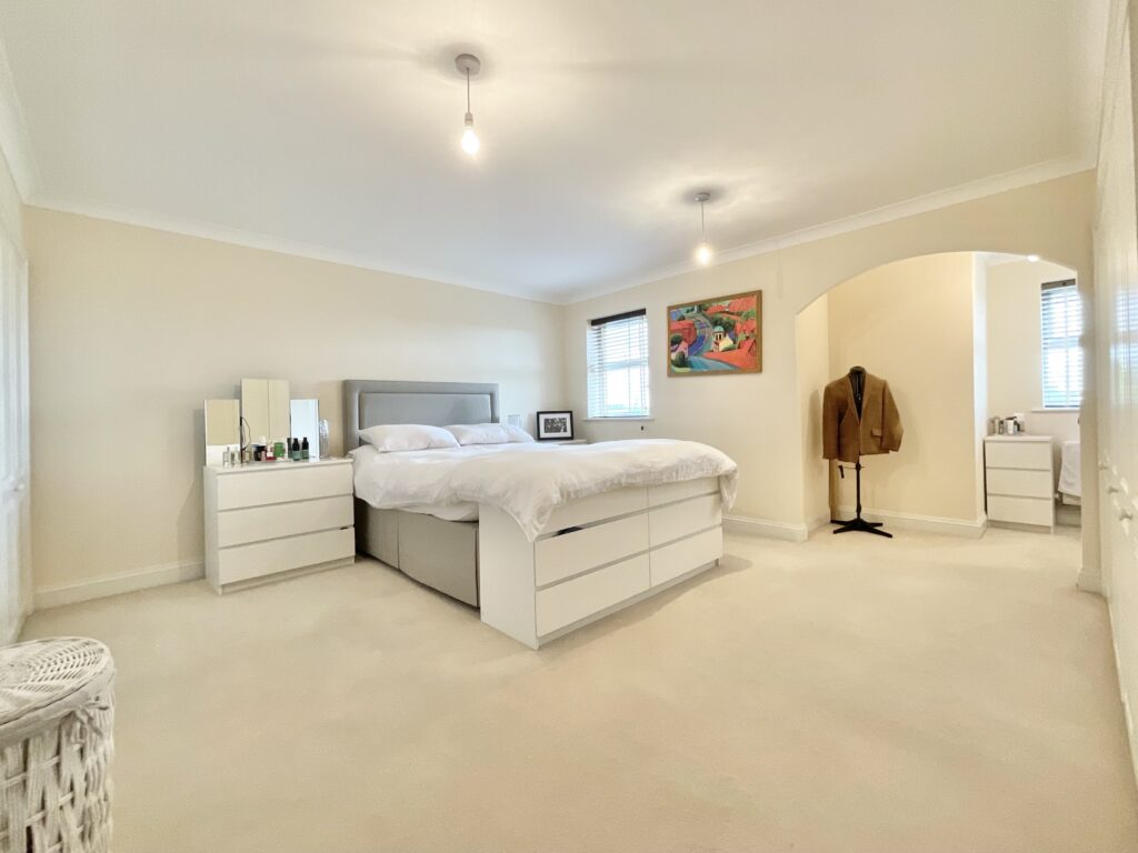 Ashbourne Drive, Weston, CW2